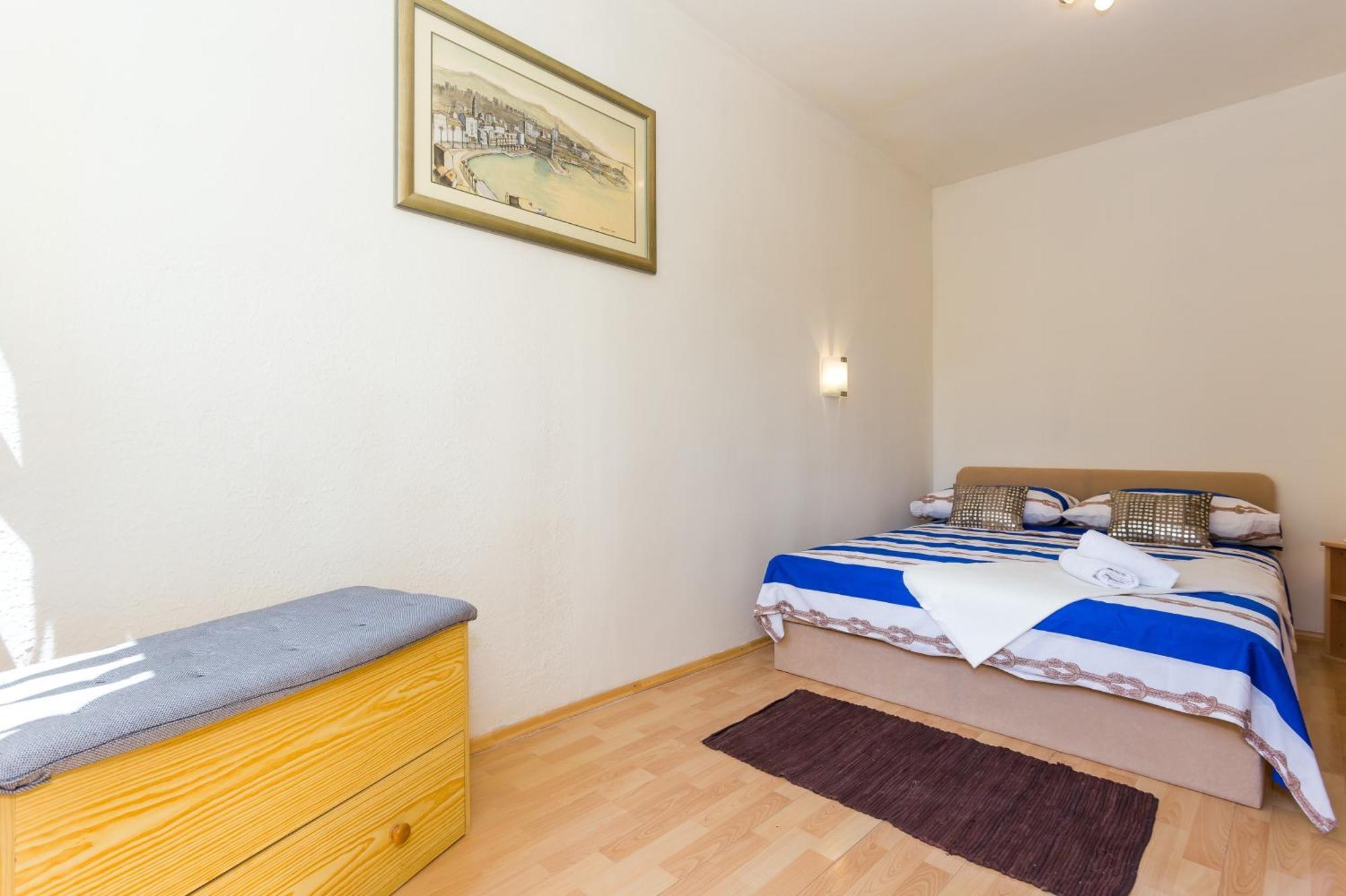 Apartments With Wifi Split - 13957 Bilik gambar