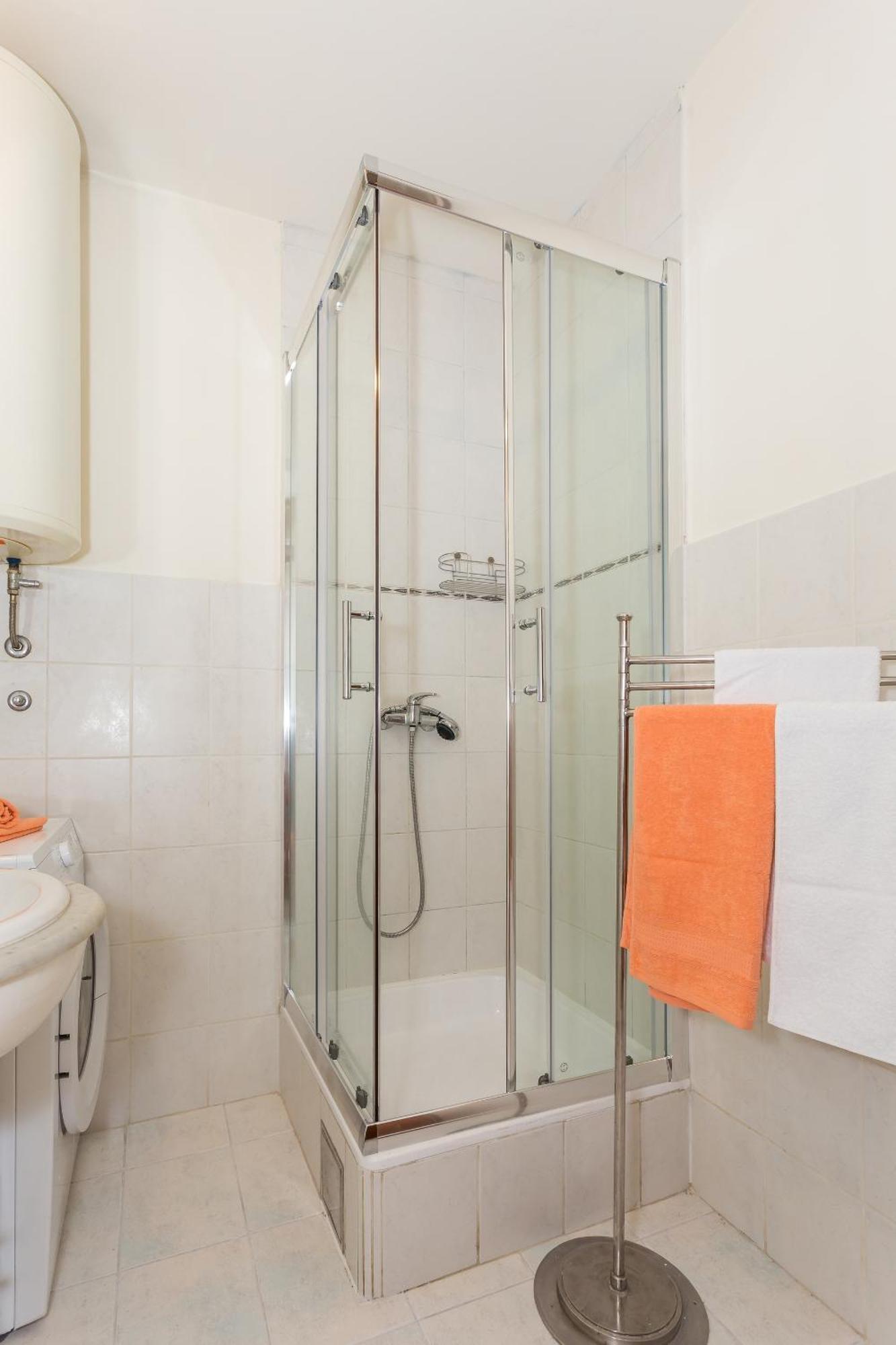 Apartments With Wifi Split - 13957 Bilik gambar